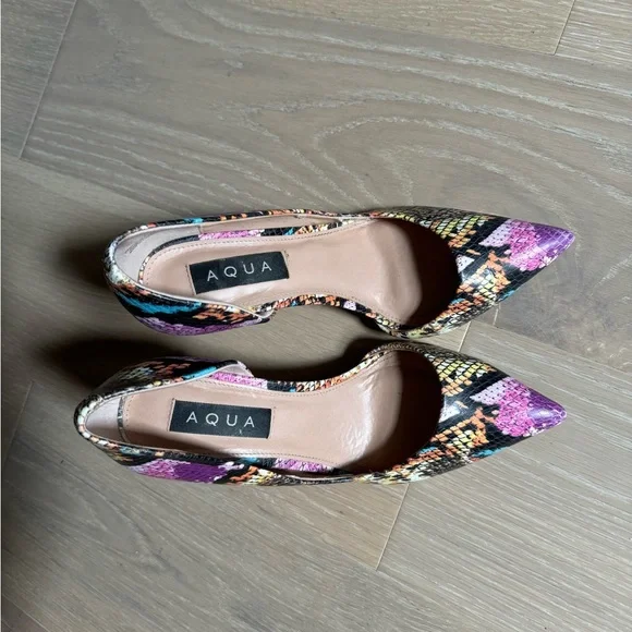 Aqua Women's Dion Half d'Orsay High-Heel Pumps - Picture 3 of 10